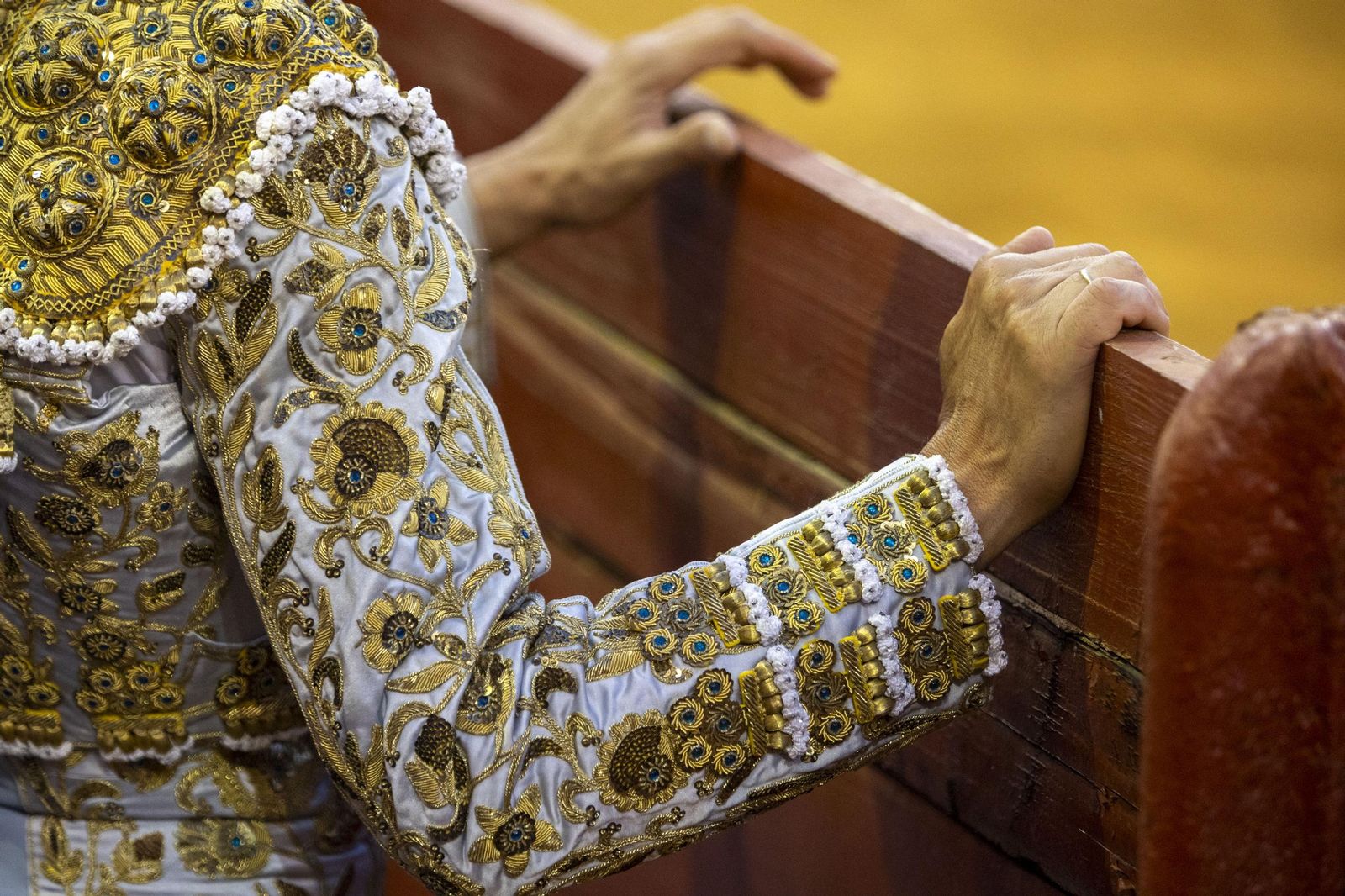 Las imágenes de la corrida de toros en El Puerto: puerta grande para Talavante