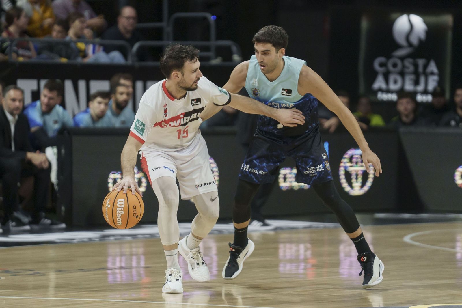Ataque del Covirán Granada en el partido de este martes en Tenerife