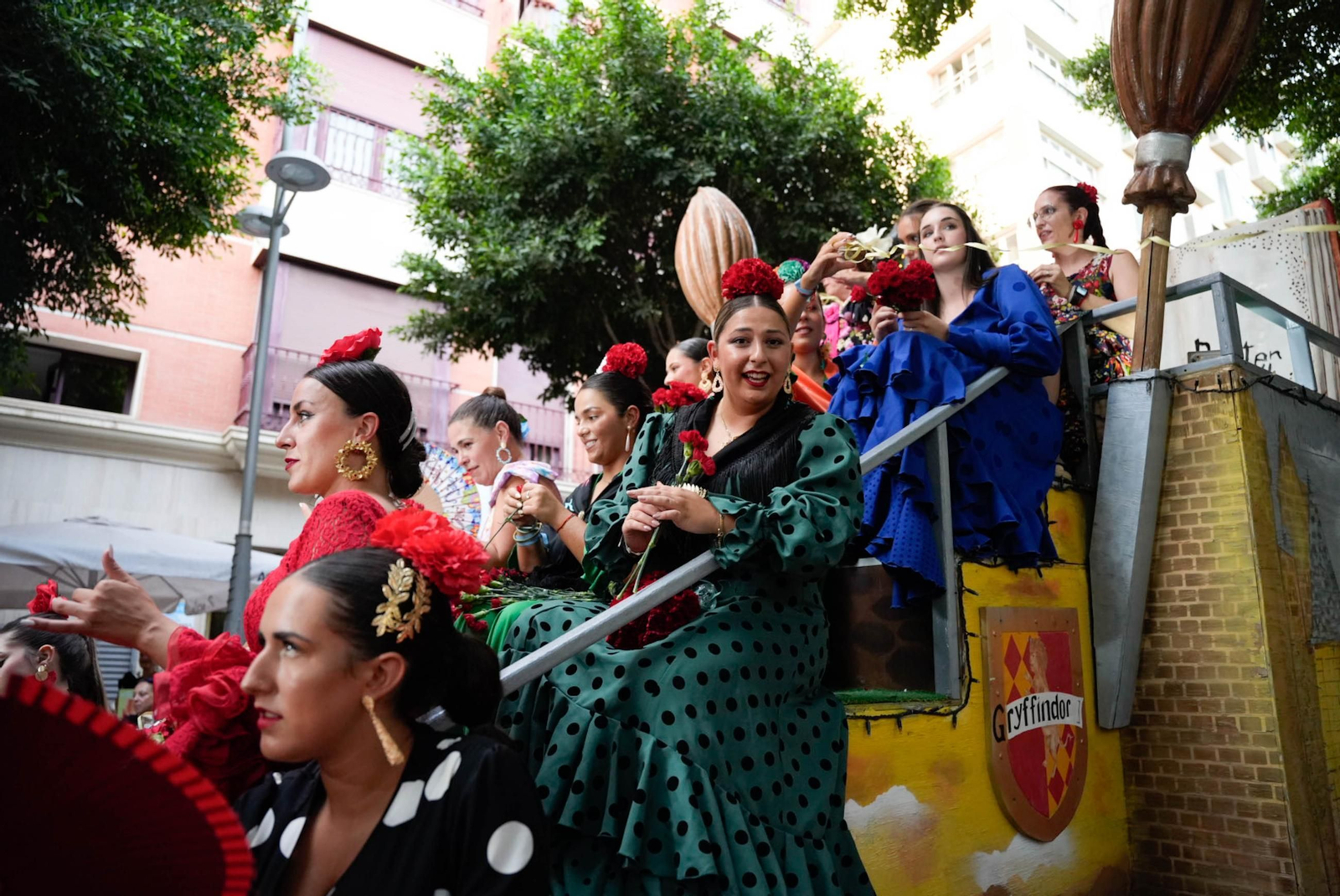 Así se ha vivido la Batalla de Flores en la Feria de Almería