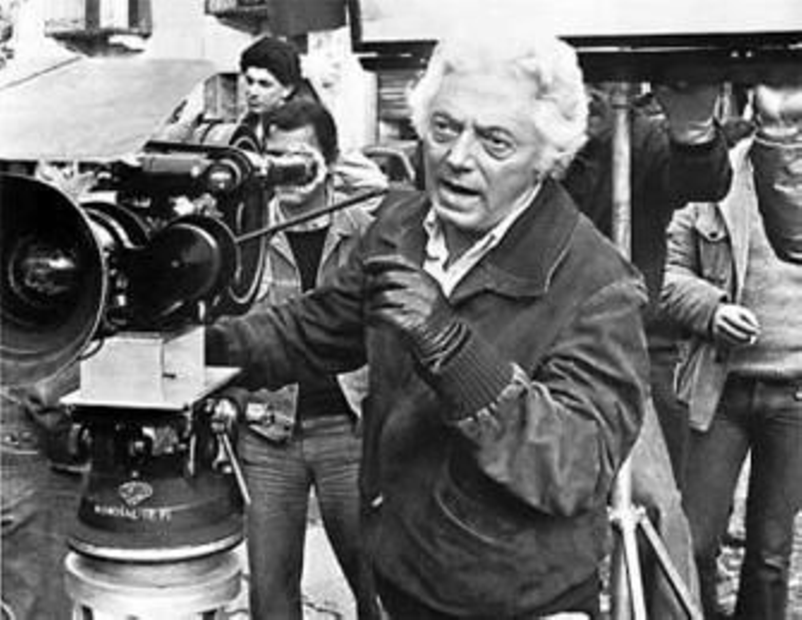 Dino Risi, en los 70, detrás de la cámara.