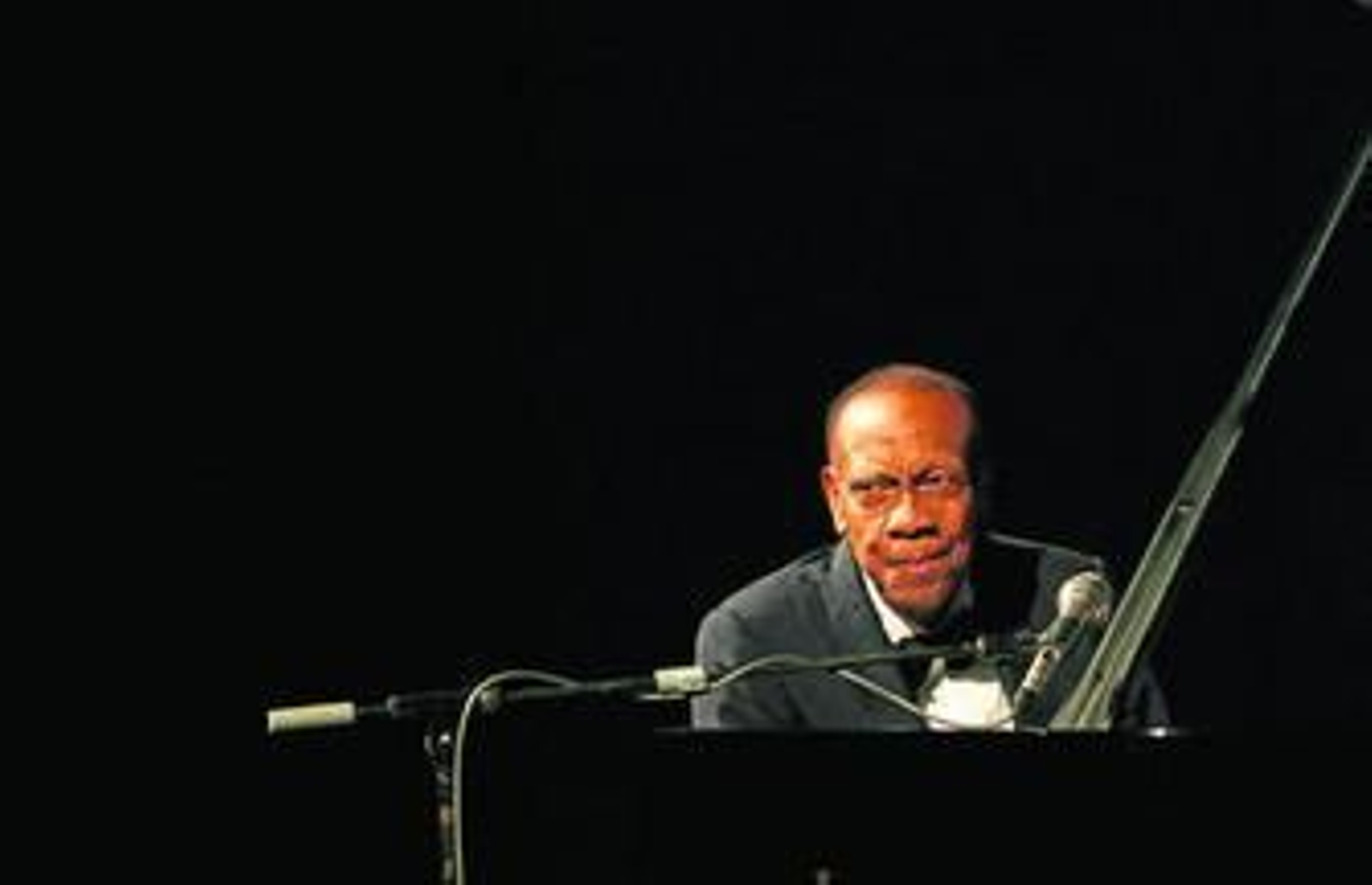 Adiós al embajador de los ritmos cubanos