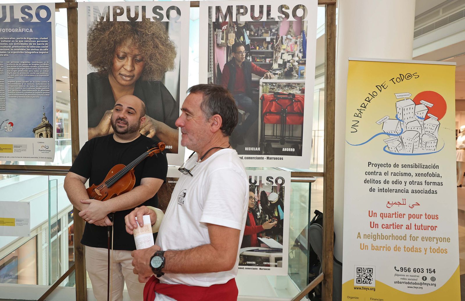 La inauguración de la exposición 'Impuso' de Ghali Naoufal, en imágenes