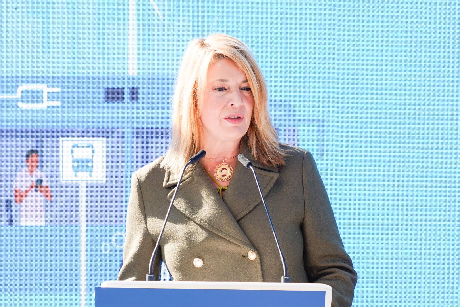 Imágenes de la presentación de los nuevos autobuses eléctricos