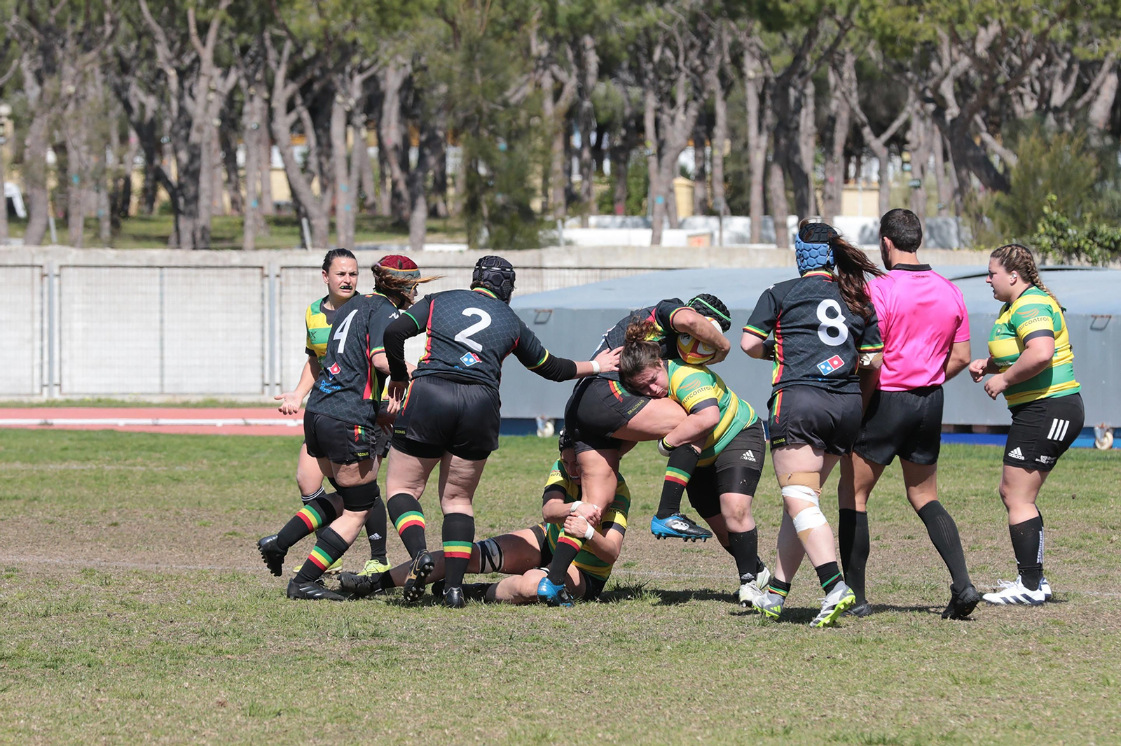 La buena defensa de las portuenses, clave para llevarse la victoria ante Hortaleza.