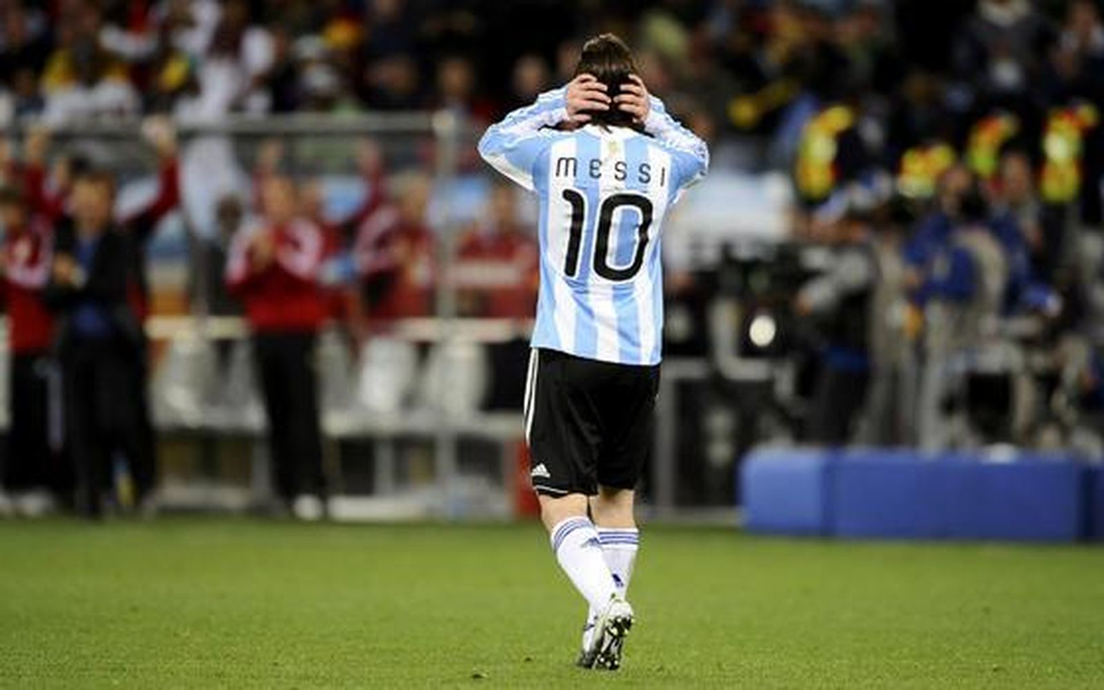 Alemania pone en evidencia a Argetina y obtiene el pase a semifinales. / Reuters