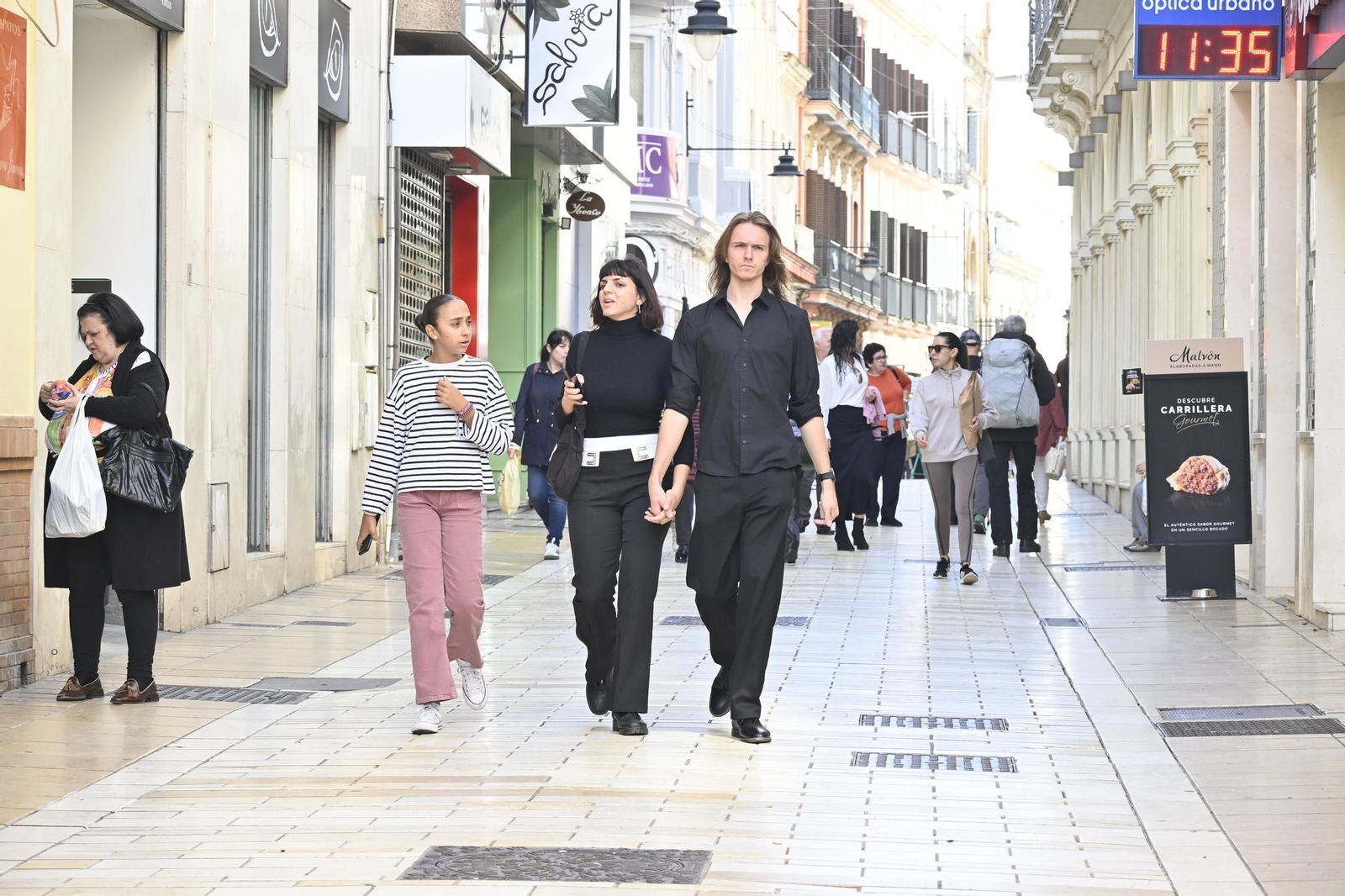 Imágenes de ambiente del sábado 2 de noviembre en Huelva