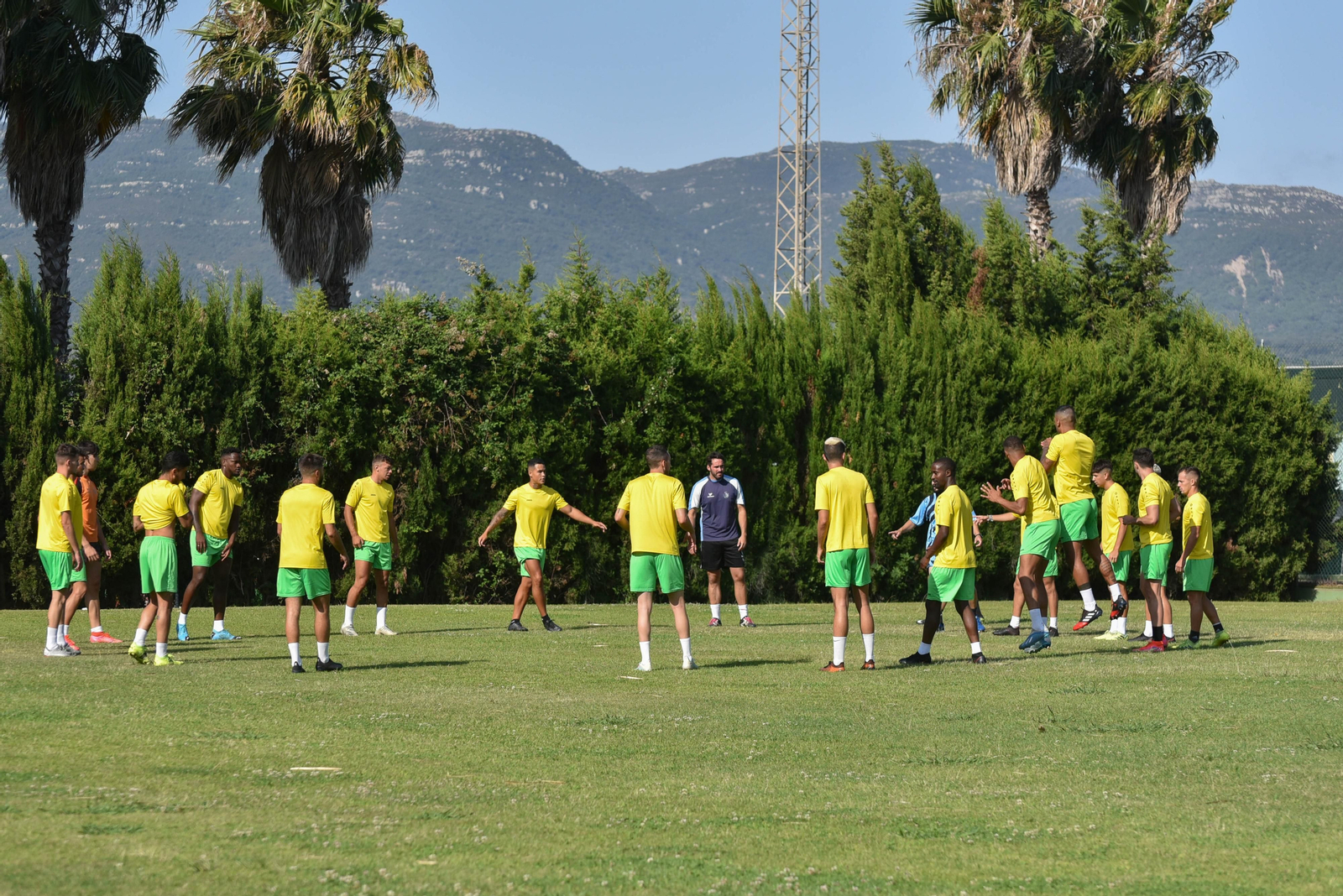 Primer entrenamiento de pretemporada de la UD Los Barrios