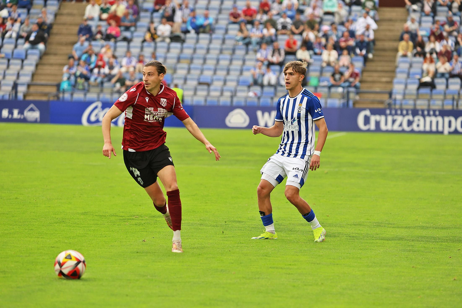 Imágenes del encuentro entre el Recreativo de Huelva y la AD Mérida