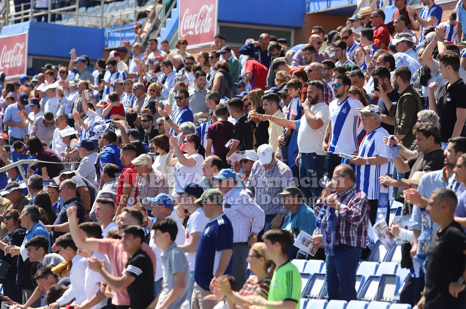 Imágenes del mejor ambiente del Recreativo de Huelva - Talavera