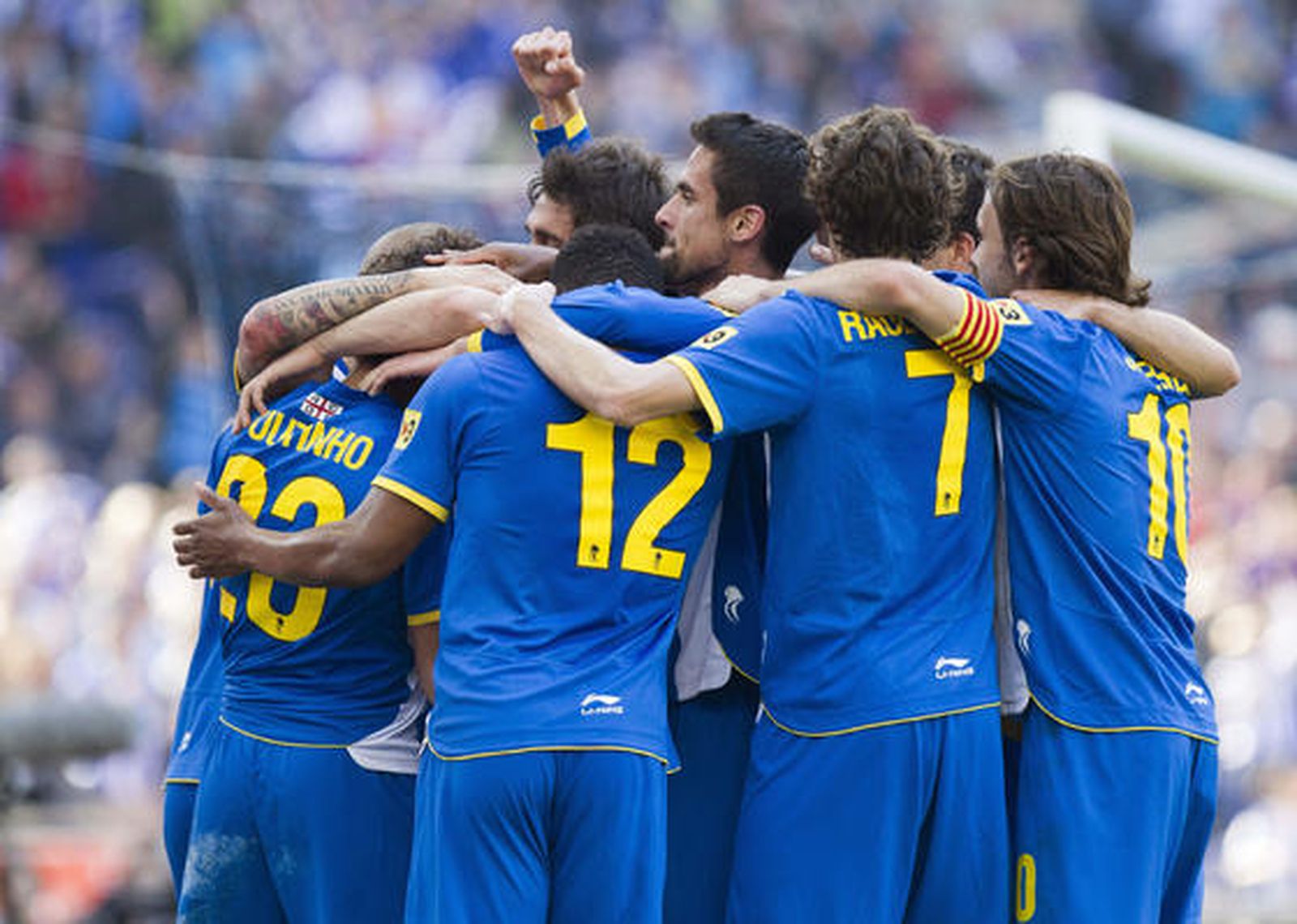 El Málaga remonta un partido, esta vez uno que se había puesto muy complicado, para igualar con el Valencia en la tercera plaza.  


Foto: EFE