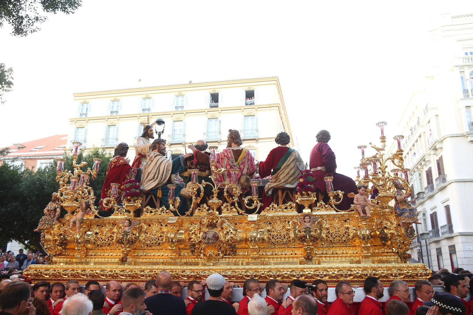 El Señor de la Sagrada Cena será el primero en pasar por el recorrido oficial.