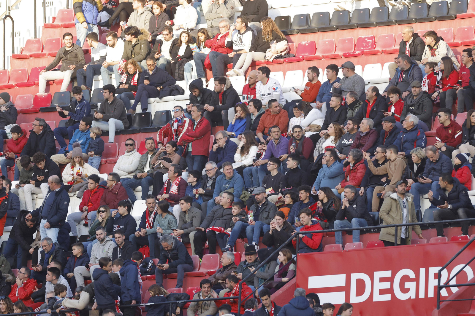 Búscate en las fotos del Sevilla-Mallorca