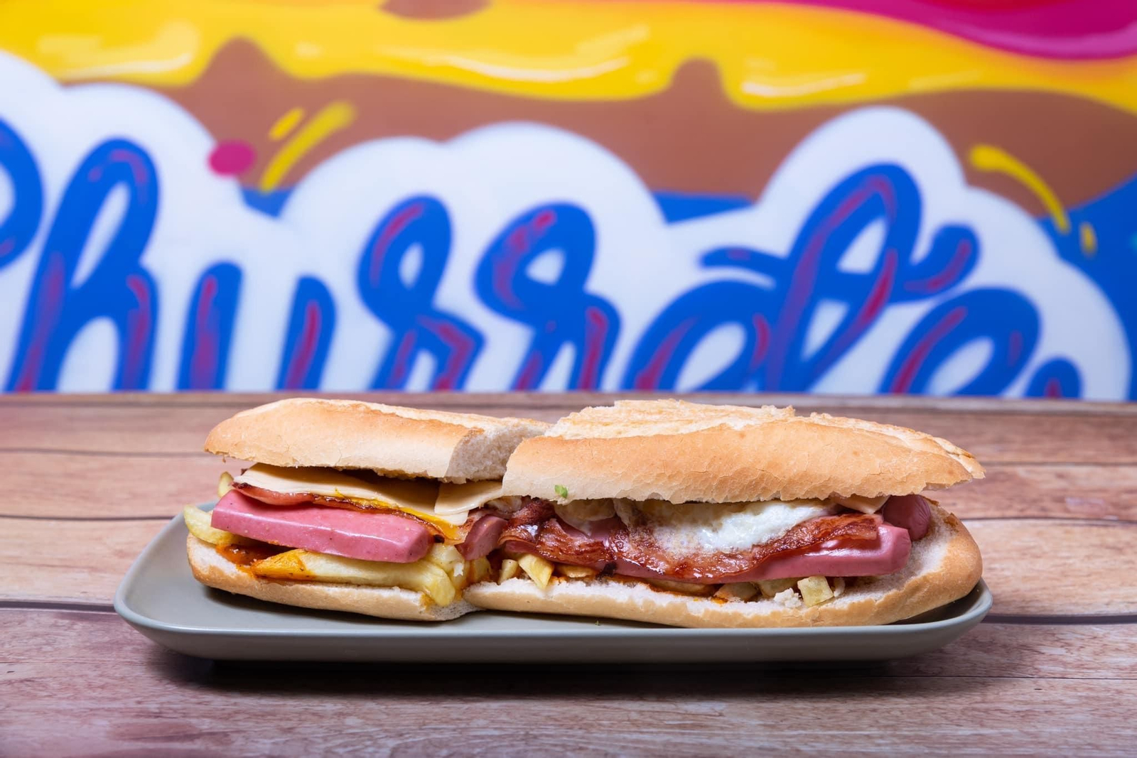 Uno de los bocadillos de la Baguetería El Churrete de Cádiz.