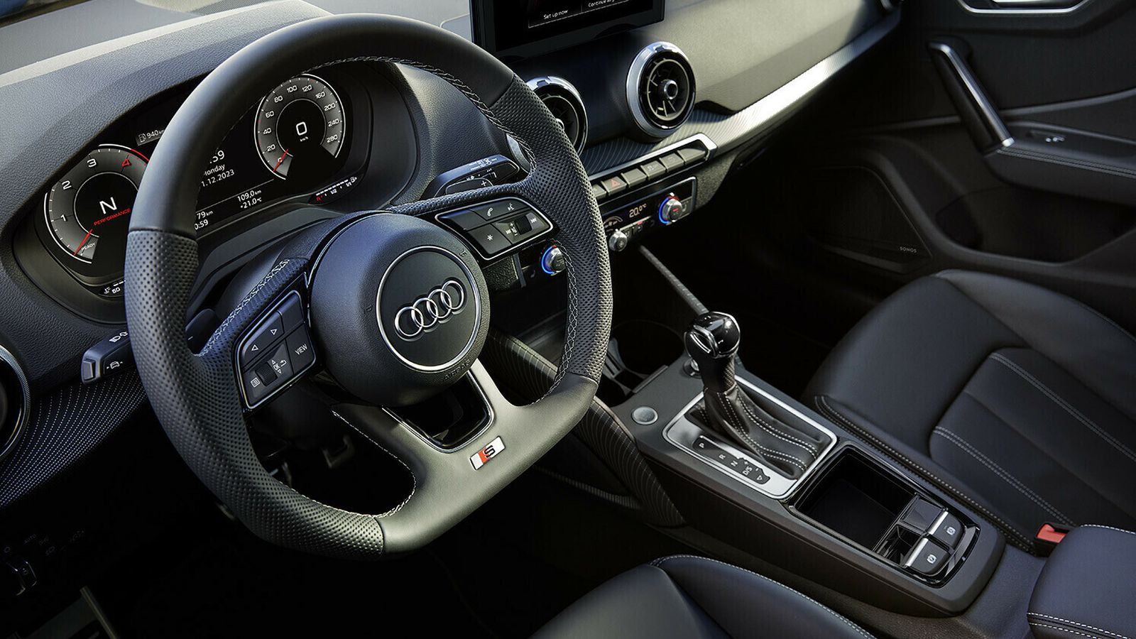 La instrumentación con pantalla digital será de serie para todas las versiones de este SUV B.