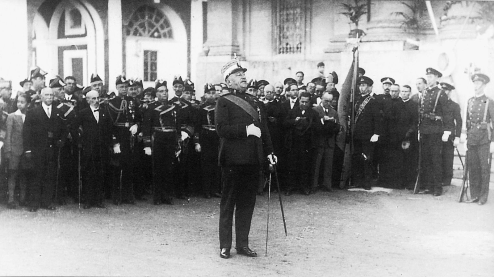 Miguel Primo de Rivera en la Escuela Naval de San Fernando.