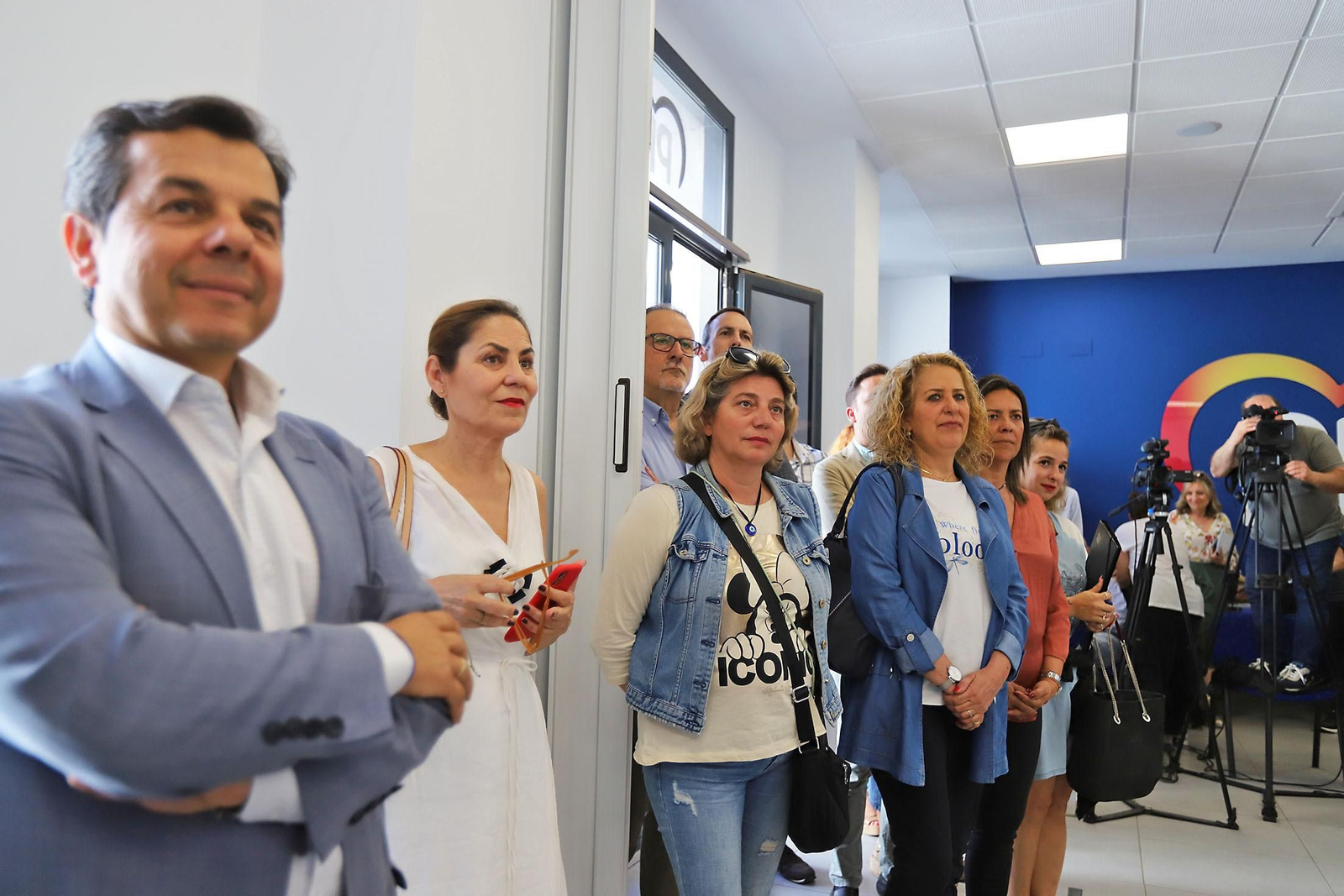 Imágenes del acto de inicio de campaña en la sede del PP