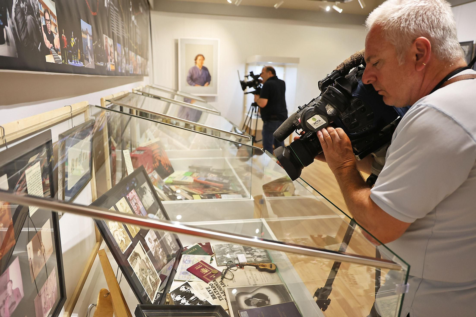 Inauguración de la exposición 'José Luis de la Paz. Una vida, una guitarra'