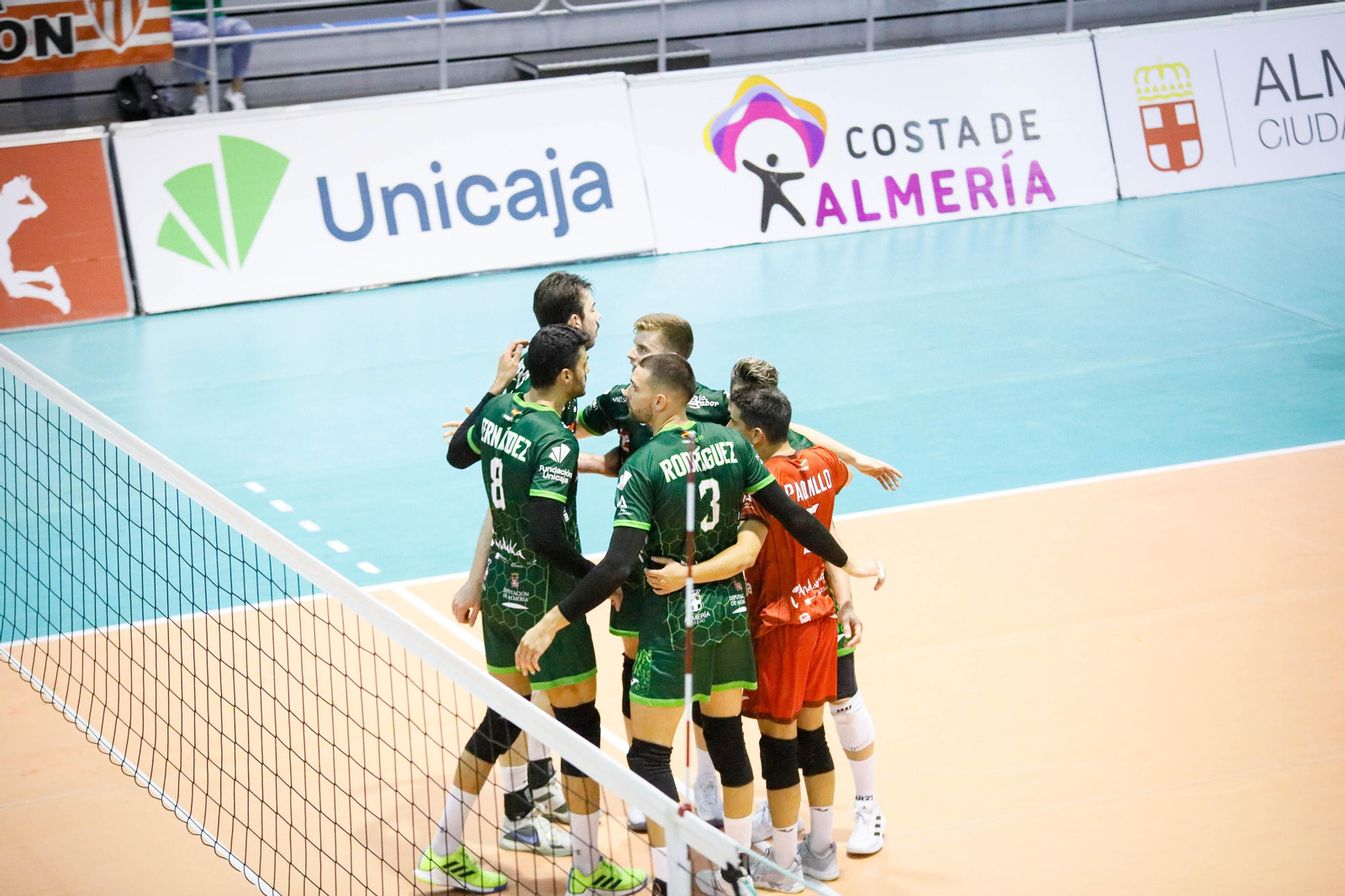 Imágenes del partido entre Unicaja Almería y Grupo Herce Soria