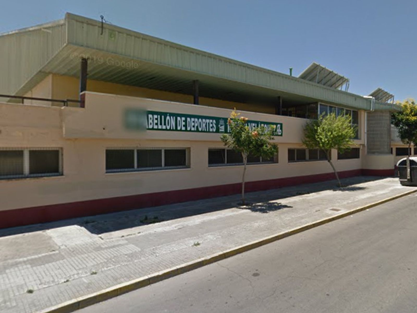 El pabellón Ramón Velázquez se queda sin personal esta tarde y el sábado.