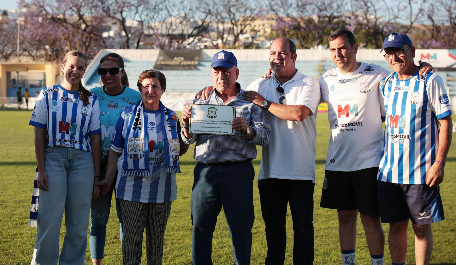 Imágenes del parido del Jerez Industrial - Arcos en el Pedro Garrido