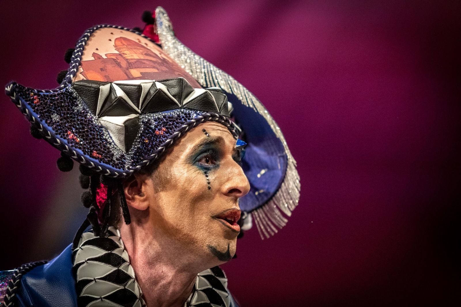 La comparsa de Juan Carlos Aragón 'La gaditanissima' se encargo de cerrar la sesión