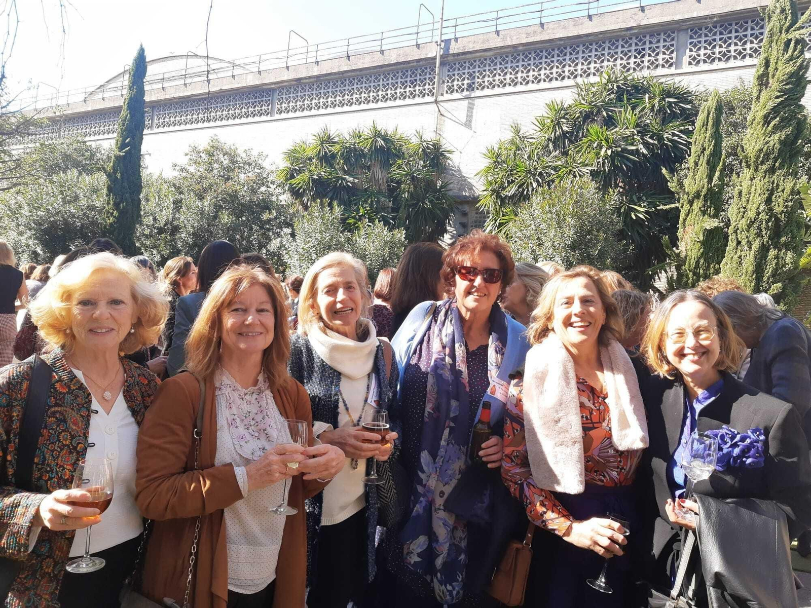 Así fue el gran encuentro por el 75 aniversario del colegio Jesús-María 'El Cuco' en Jerez Así fue el gran encuentro por el 75 aniversario del colegio Jesús-María 'El Cuco' en Jerez