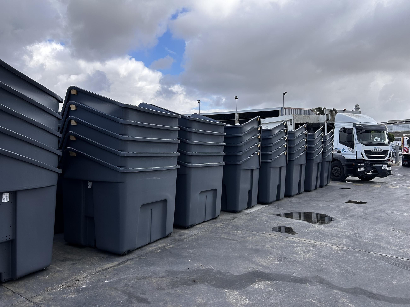 Contenedores de residuos para Jerez y sus pedanías.