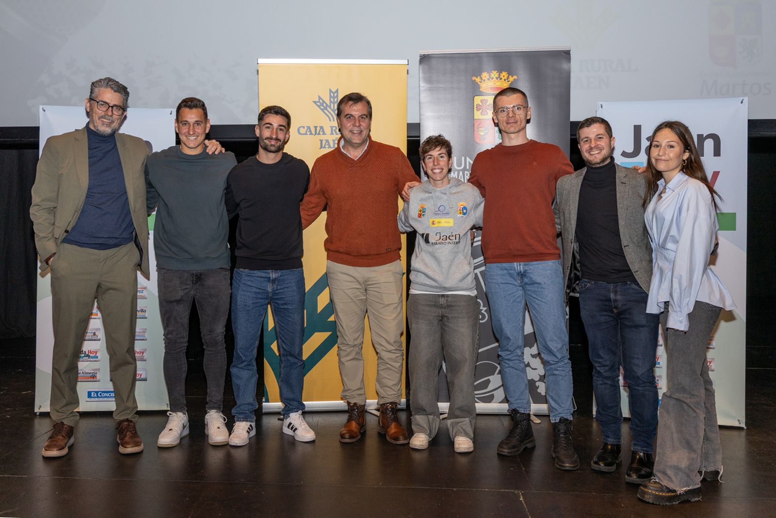 En imágenes: 'La tertulia deportiva de Jaén Hoy', espacio de diálogo entre deportistas y escolares en Martos