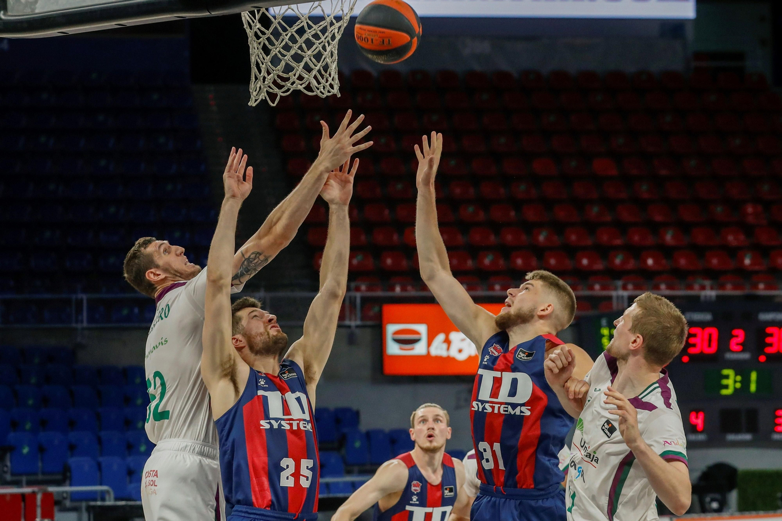 Los cinco años de Adam Waczynski en el Unicaja, en fotos