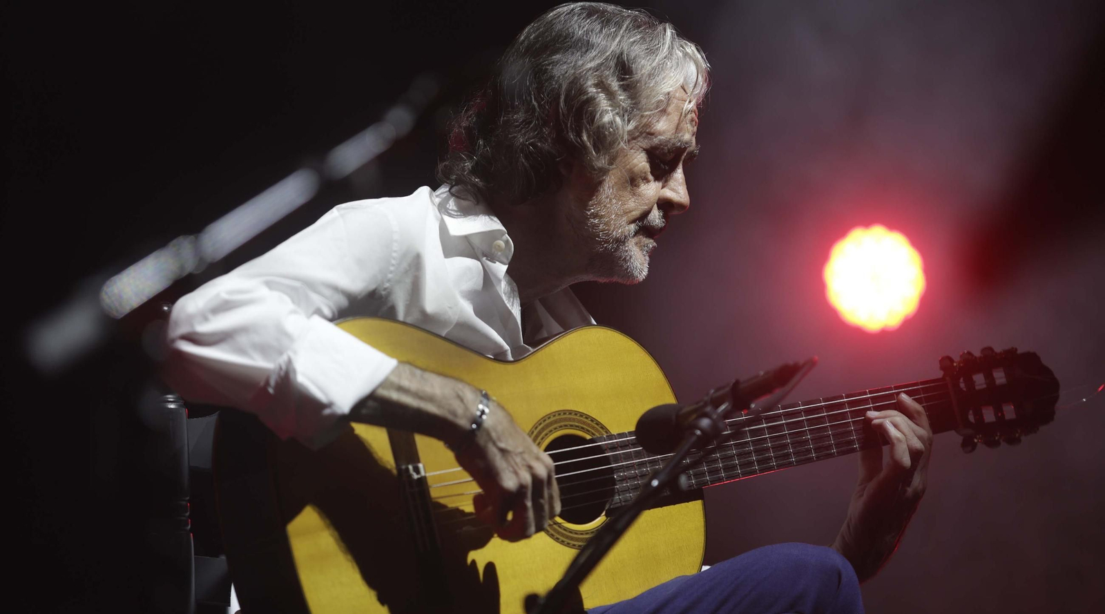 Fotos del concierto de Rafael Riqueni en el Encuentro de Guitarra Paco de Lucía