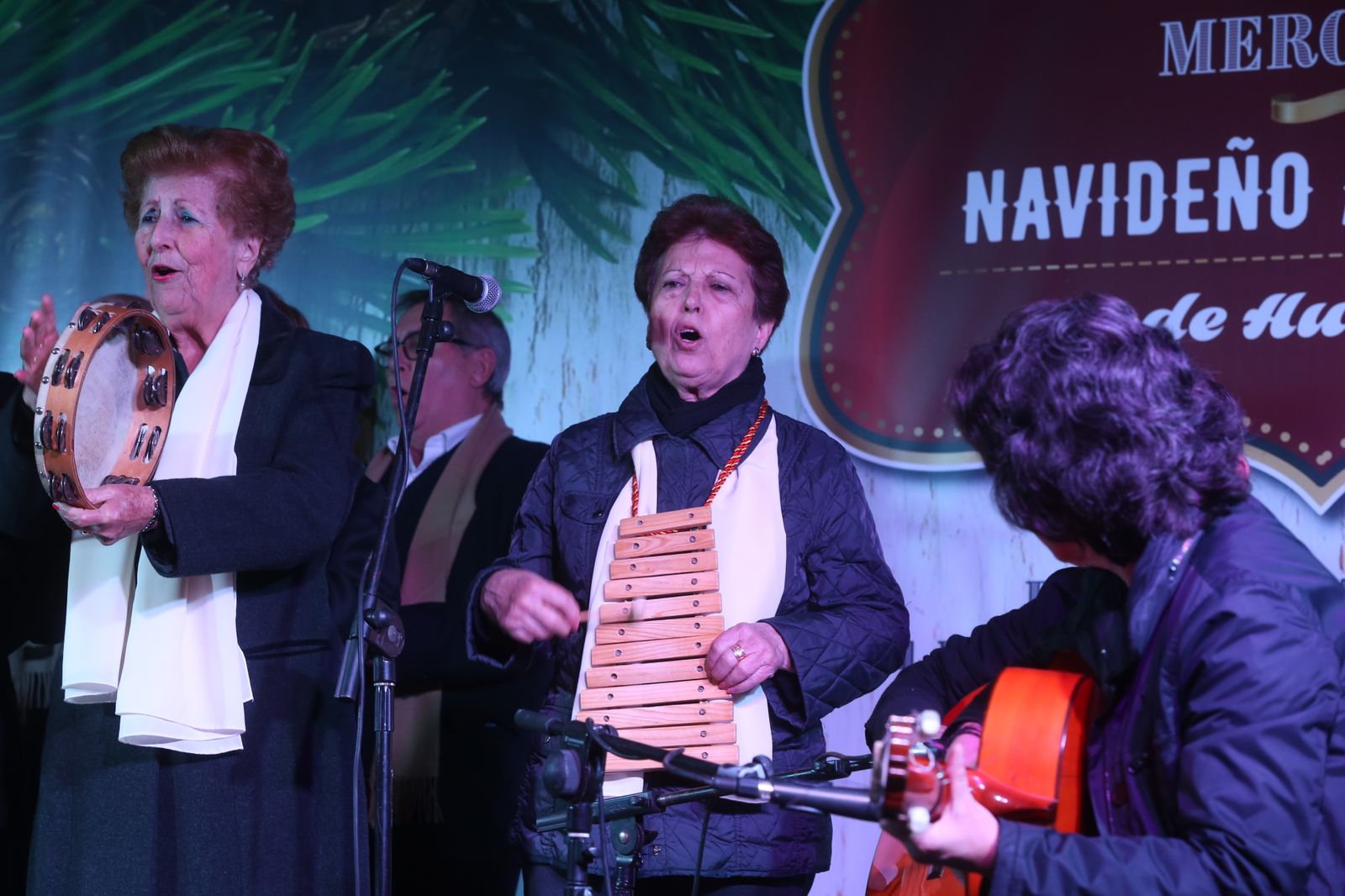 Imágenes del Coro Lazareto en la Plaza de las Monjas