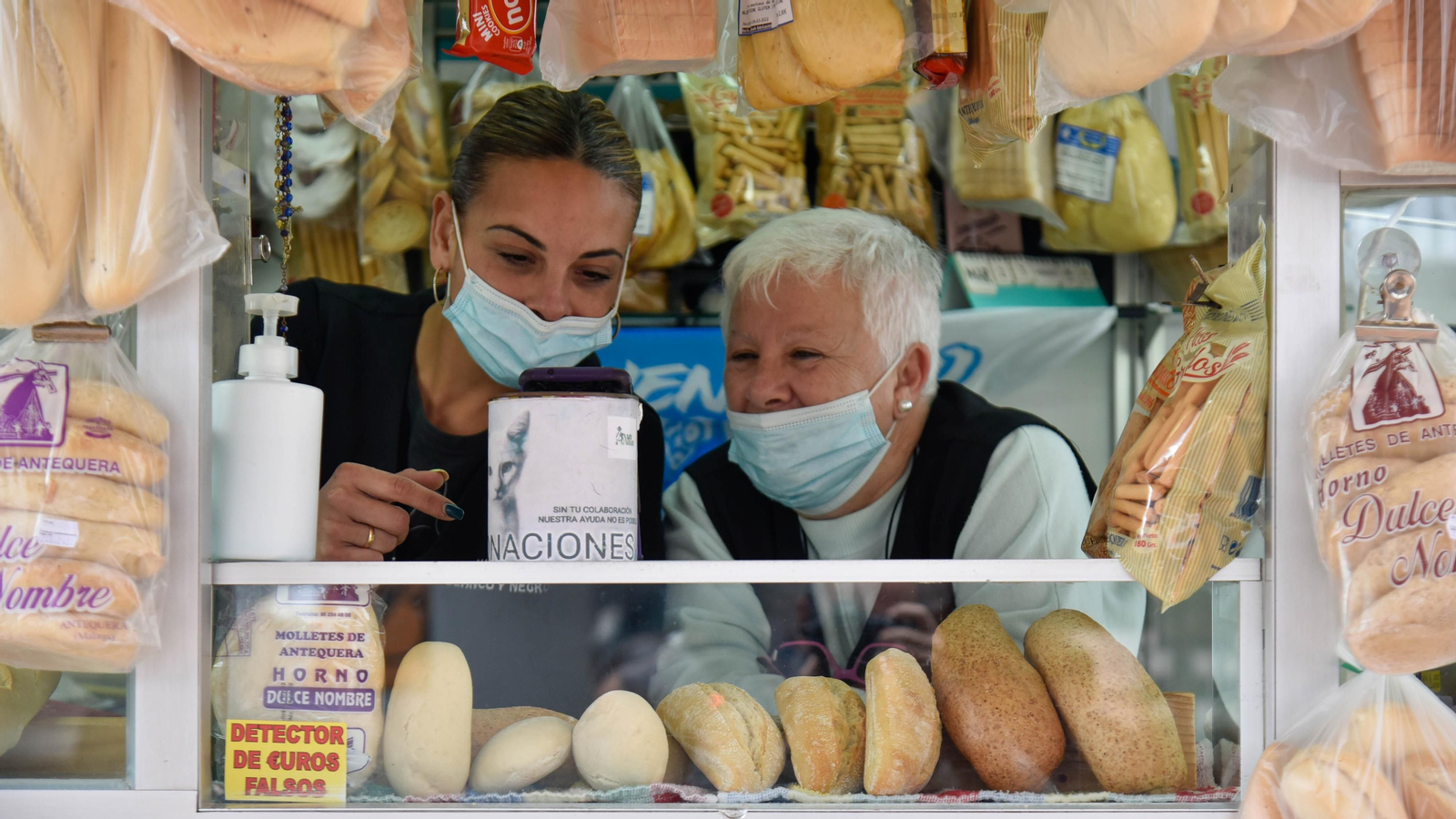 Los mercados de abasto de Algeciras y La Línea tras diez dias  de paros en el transporte