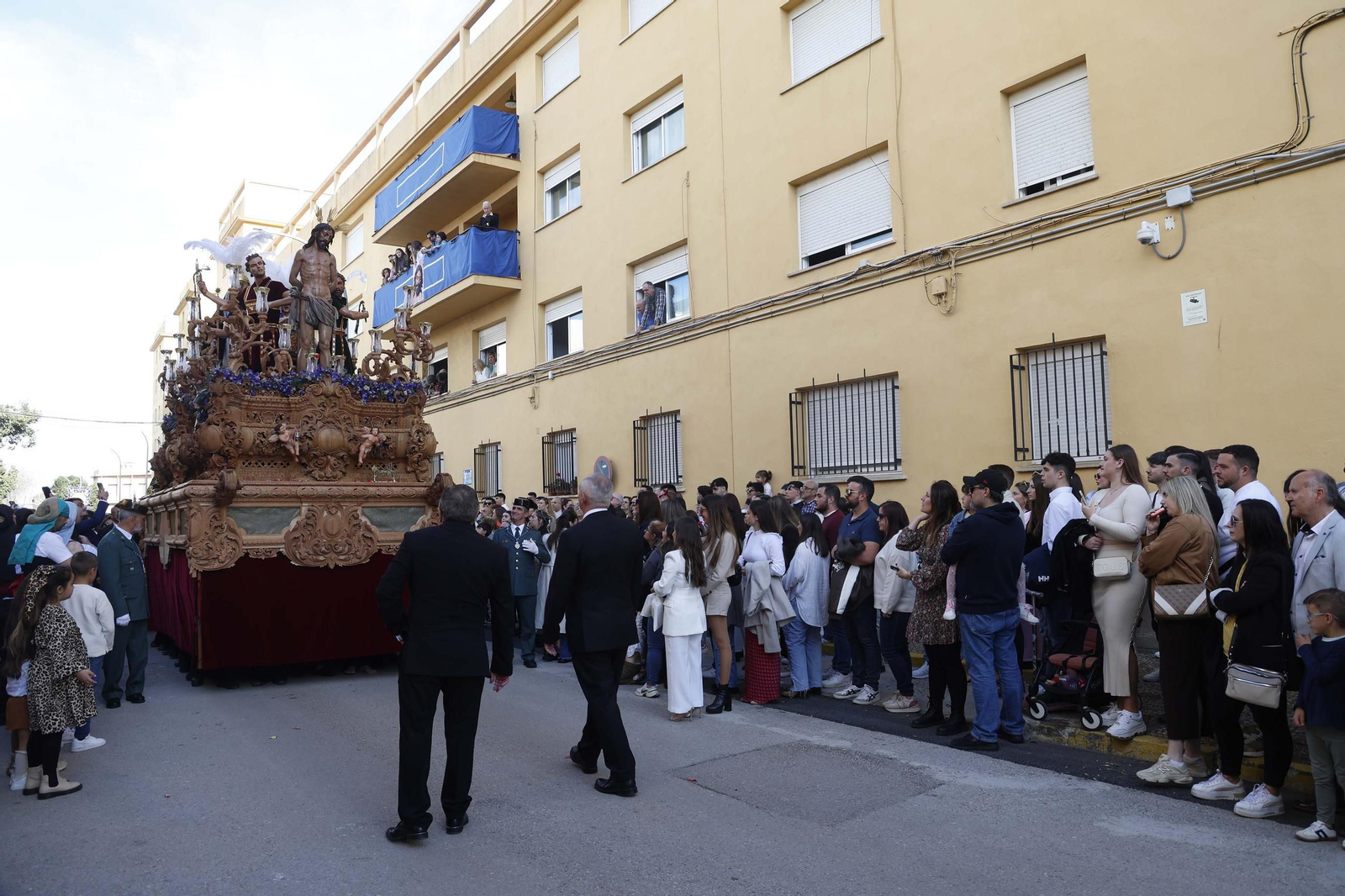 Fotos del Domingo de Ramos en La Línea: La Borriquita y Flagelación