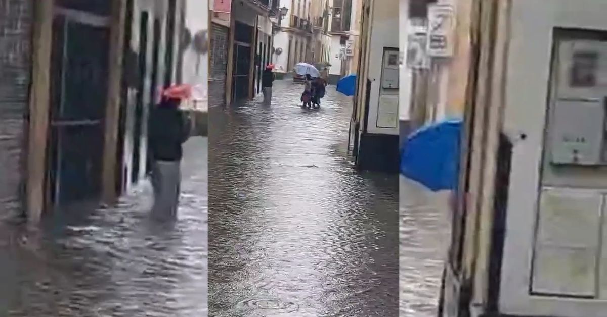 Vídeo | Inundada la calle Jesús del Gran Poder, en el centro de Sevilla