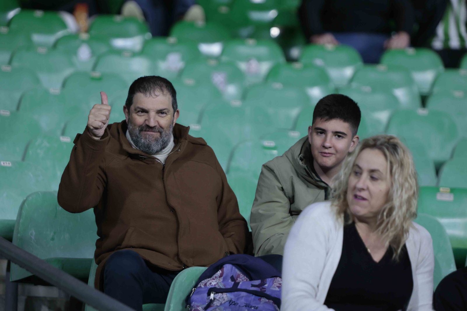 Búscate en las gradas del Villamarín