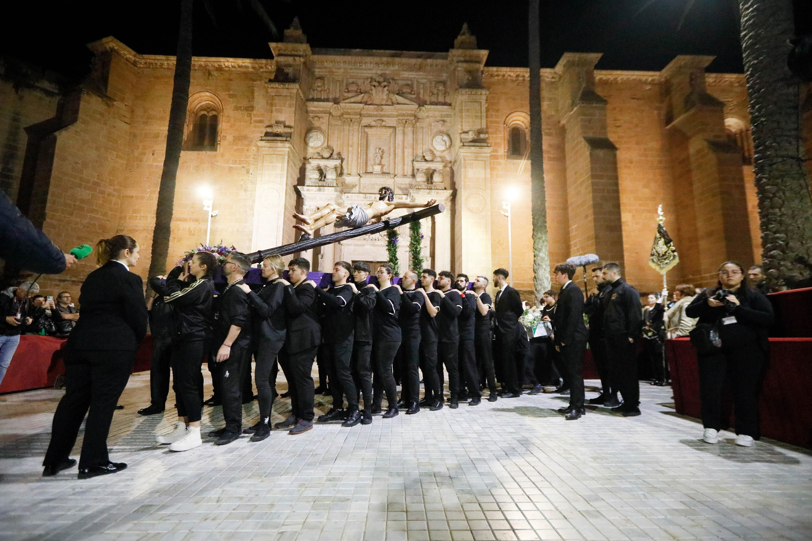 La procesión del Calvario, en imágenes