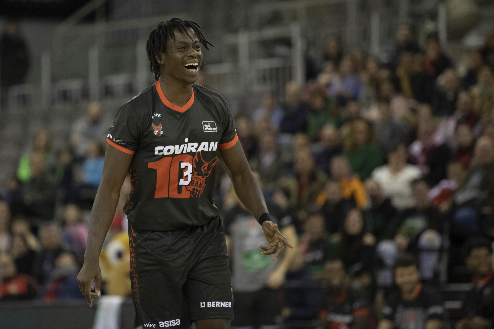 Las imágenes del primer Fénix Game del Covirán Granada