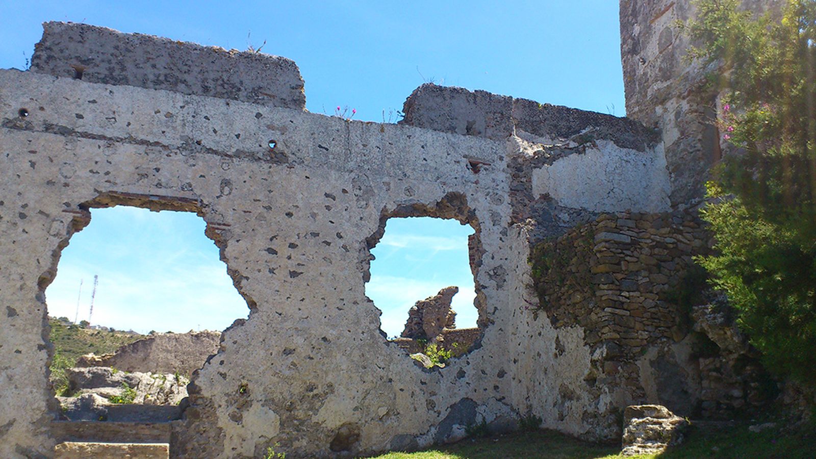 Ruinas castillo de Casares.