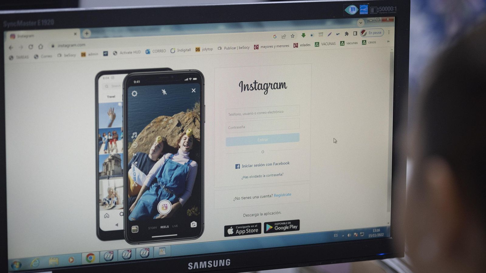 Un usuario se dispone a entrar en Instagram. Un usuario se dispone a entrar en Instagram.