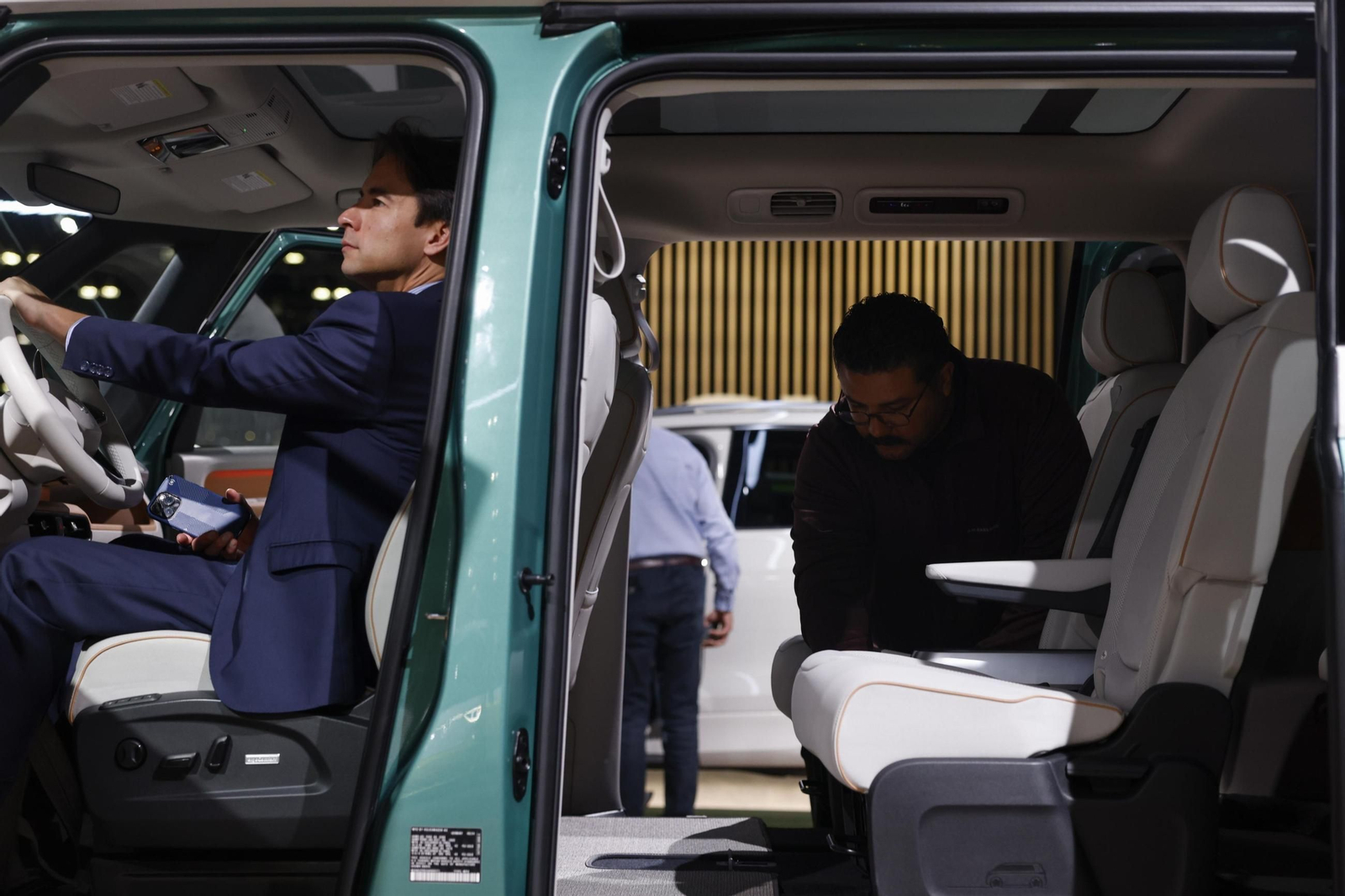 Las imágenes de la muestra AutoMobility de Los Ángeles