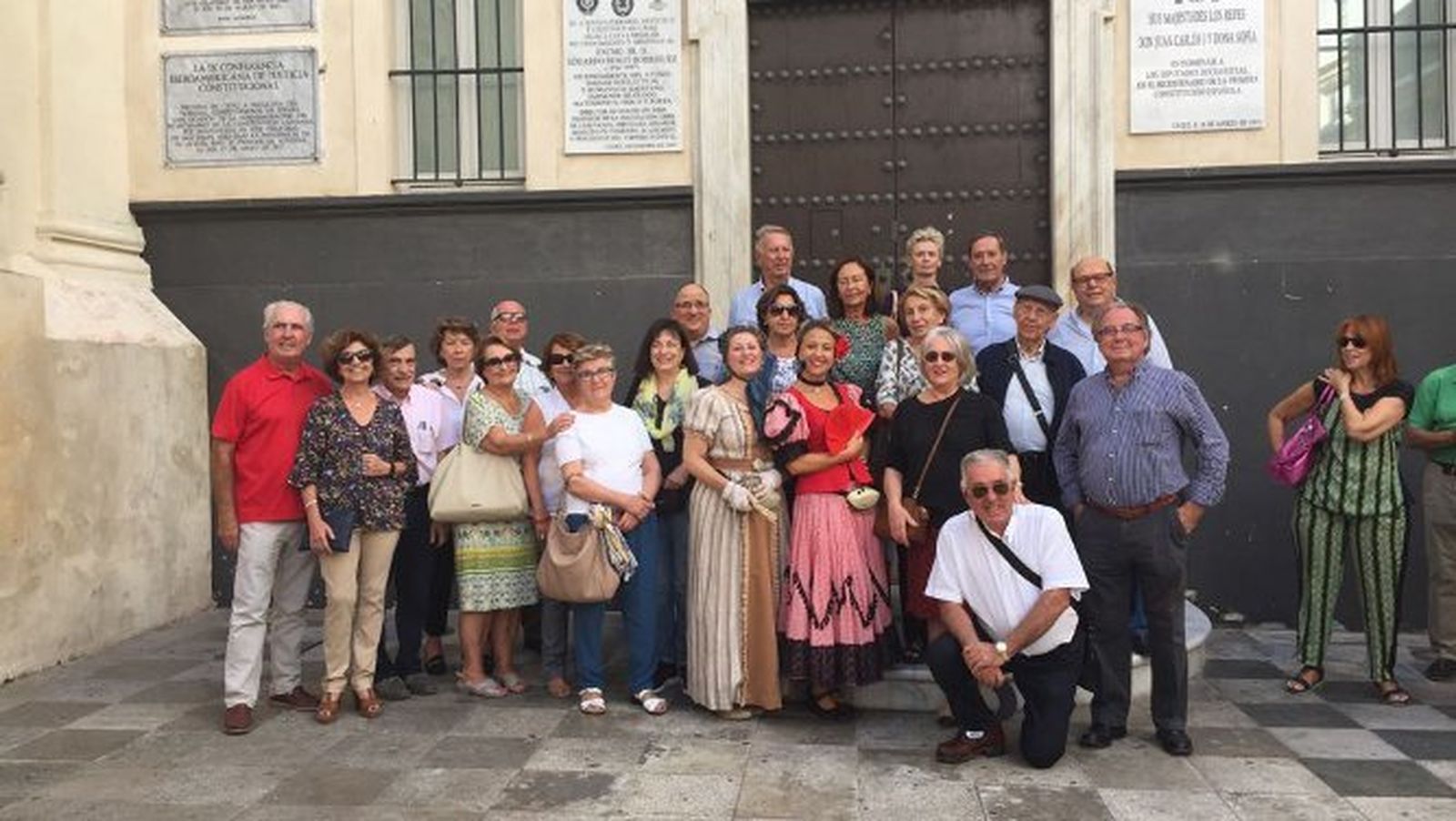 Ángel Carrero, Paquita Rogi, Manolo Lobato, Carmen Povedano, Ana María Muñoz, Nono Sánez de Buruaga, Emi Zambrano, María Escorihuela, Clara Rueda, Juan Bosco, César Román, Lupe Martín, María Victoria Gari, Irene Sergeeva, Amparo Segarra, Sarina Martínez Berriel, José Grau, Alejandro Centelles, Vicente Diago, Urbano Muela y José Guillermo García-Trenado.
