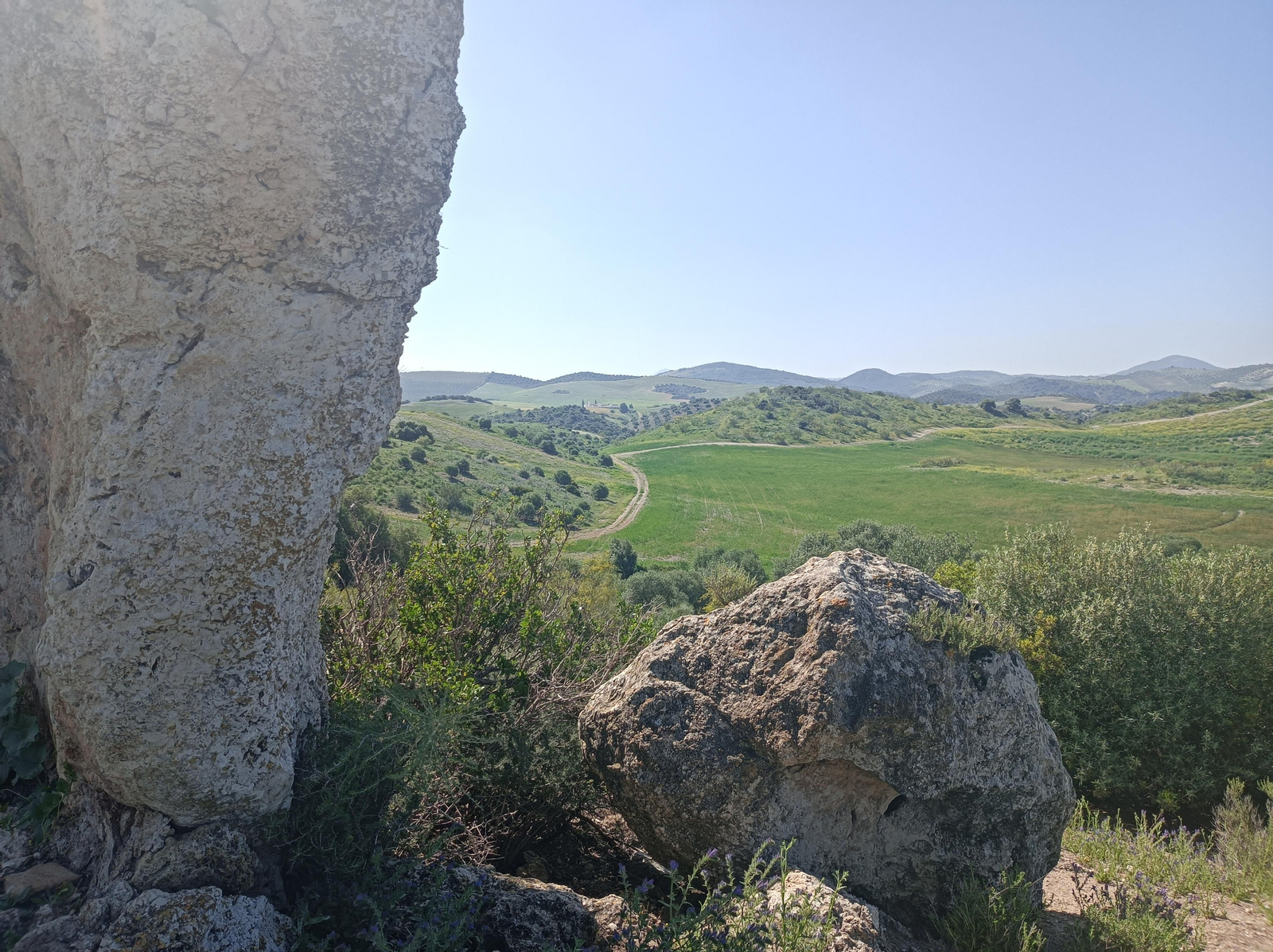 Las imágenes de la ruta alrededor del Castillo de Luna