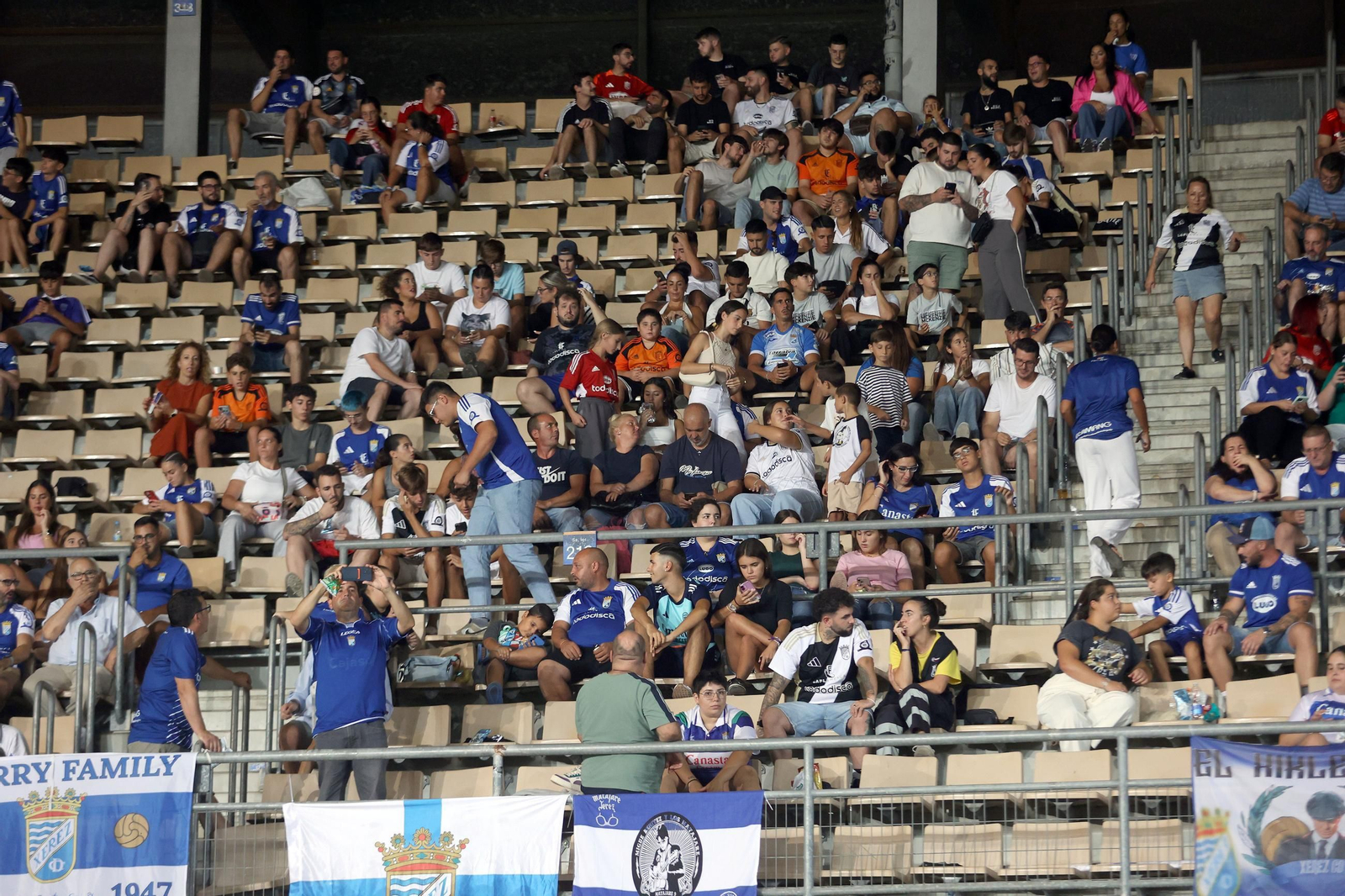 Búscate en el Trofeo Feria de la Vendimia entre el Xerez CD contra el Juventud Torremolinos en Chapín