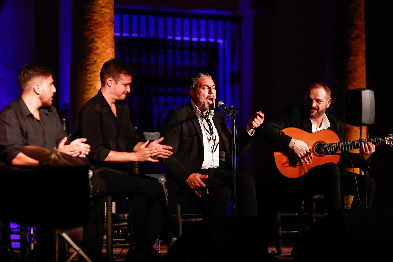 Pedro el Granaíno hace vibrar la Abadía del Sacromonte durante I Bienal de Flamenco de Granada: en imágenes