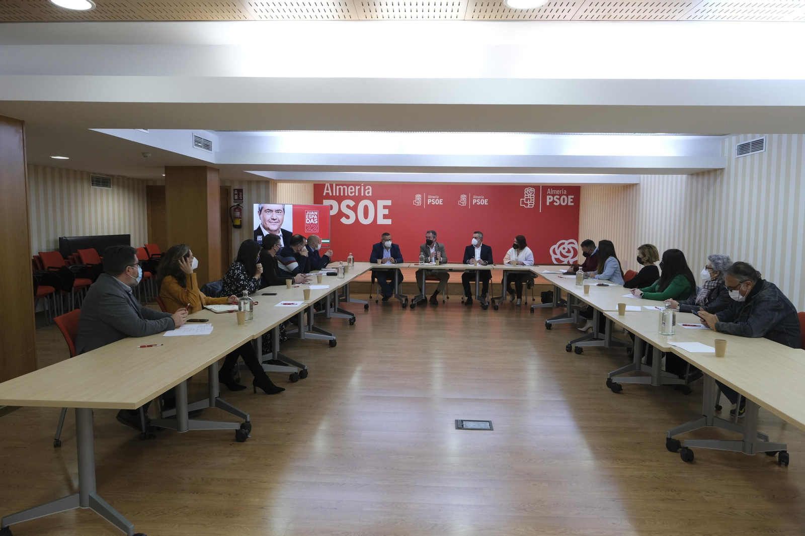 Imágenes de Juan Espadas, Secretario General del PSOE en Andalucía, en Almería.