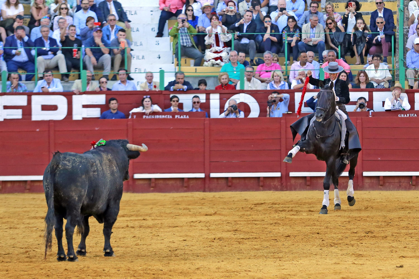 Corrida de Rejones en la plaza de Toros de Jerez