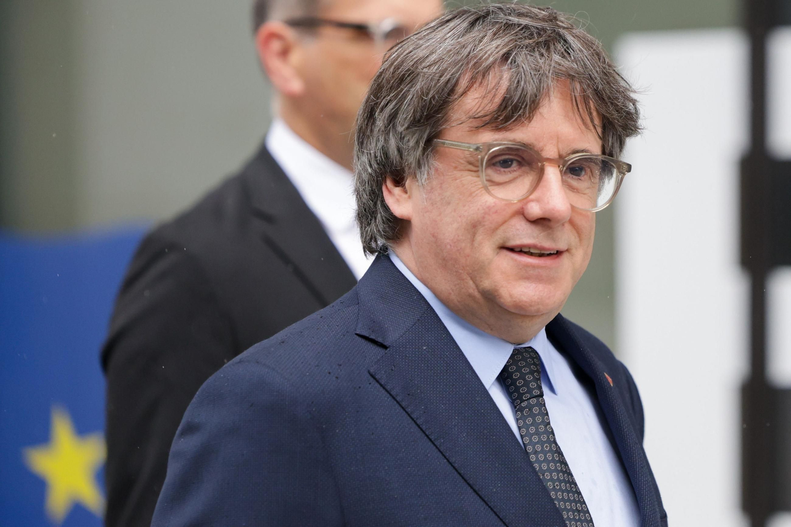 La Fiscalía se opone a que el Constitucional levante la orden de detención contra Puigdemont.