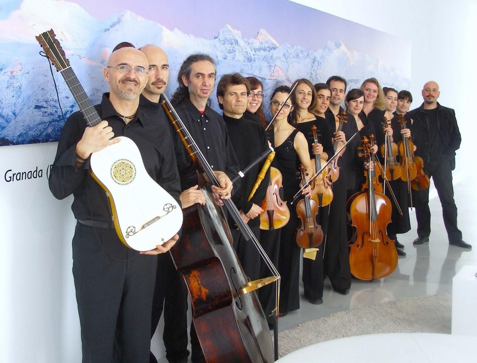 Foto de familia de la Orquesta Barroca de Granada.