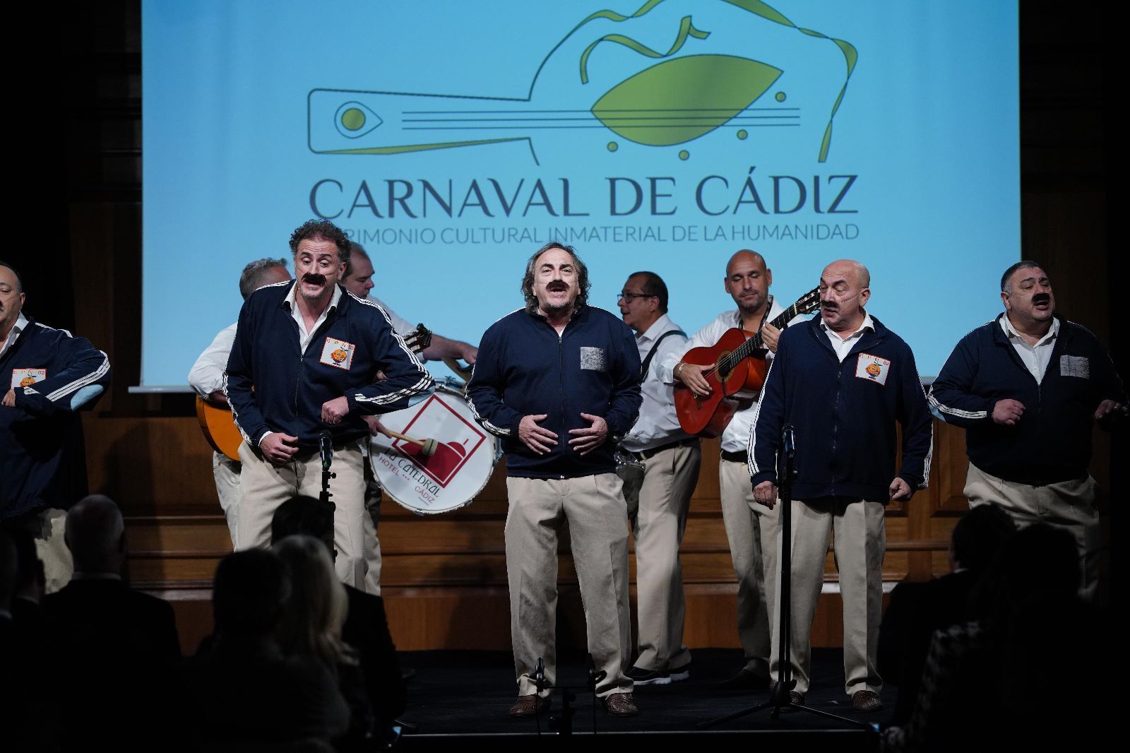 Las imágenes de la presentación de la candidatura del Carnaval de Cádiz a Patrimonio Cultural Inmaterial de la Humanidad.
