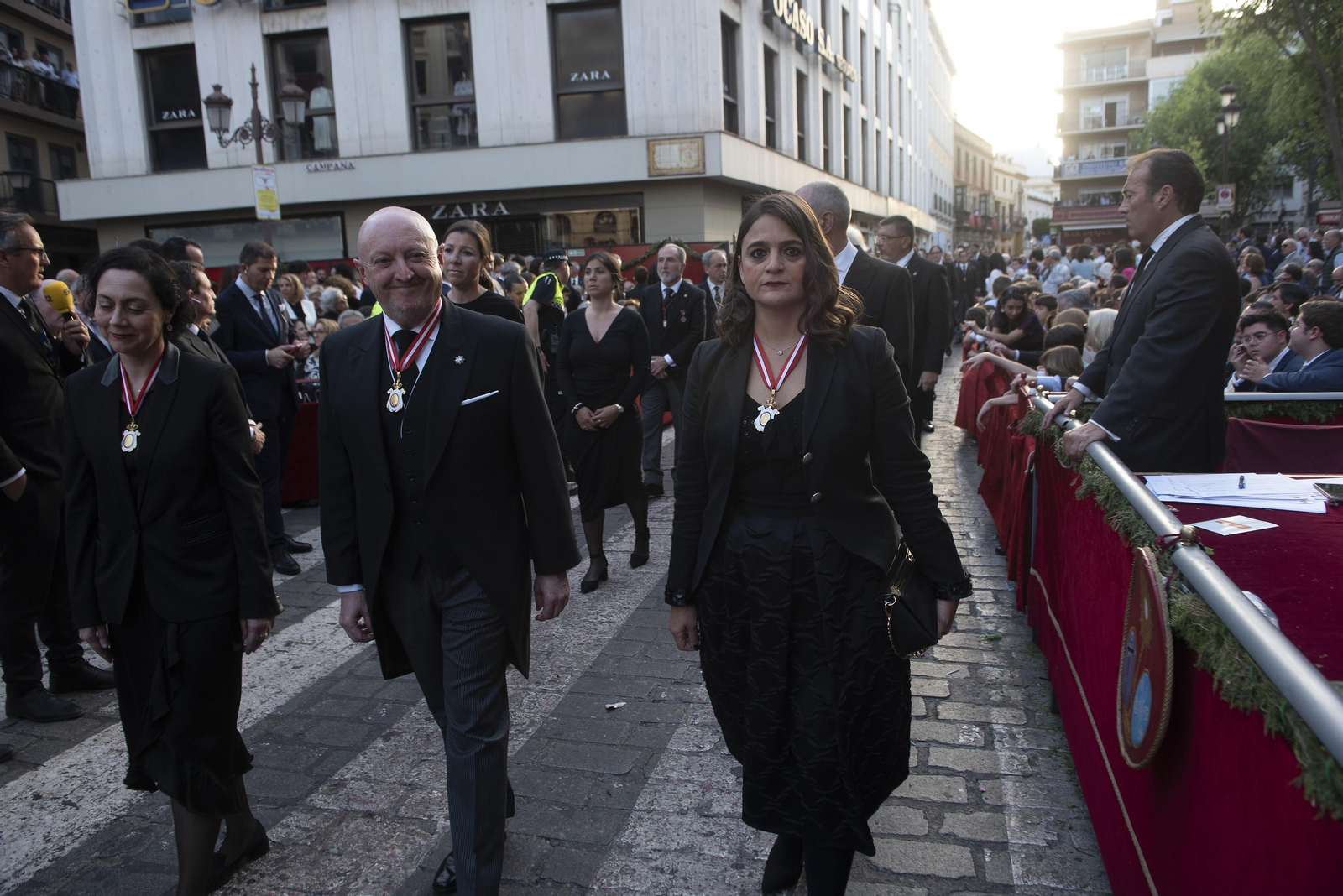 Las imágenes del Santo Entierro Grande por la Campana